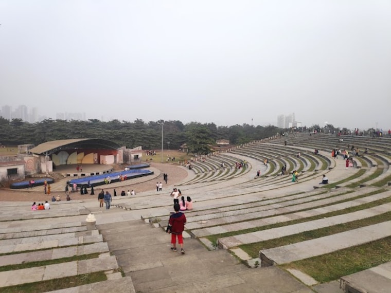 Navi Mumbai_Central_park_1